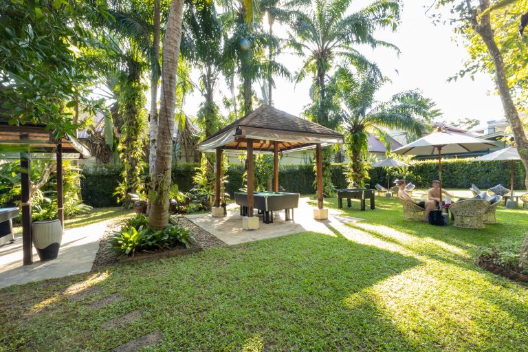 Garden Bar