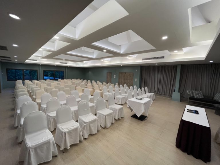 MEETING ROOM