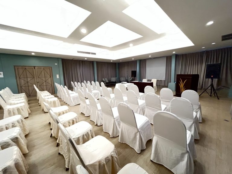 MEETING ROOM