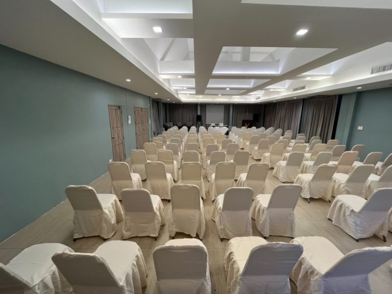 MEETING ROOM