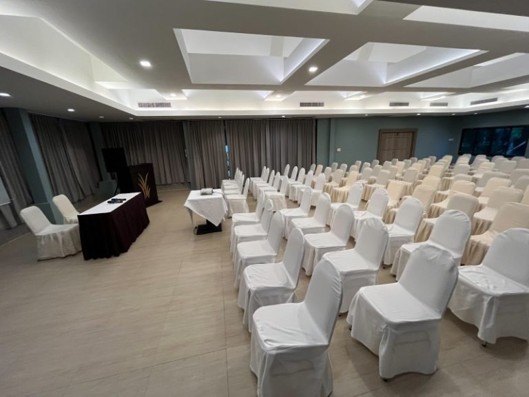 MEETING ROOM